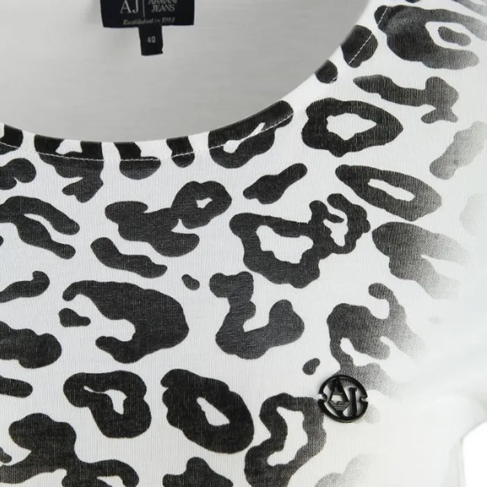 Round Collar And Long-Sleeved T-Shirt