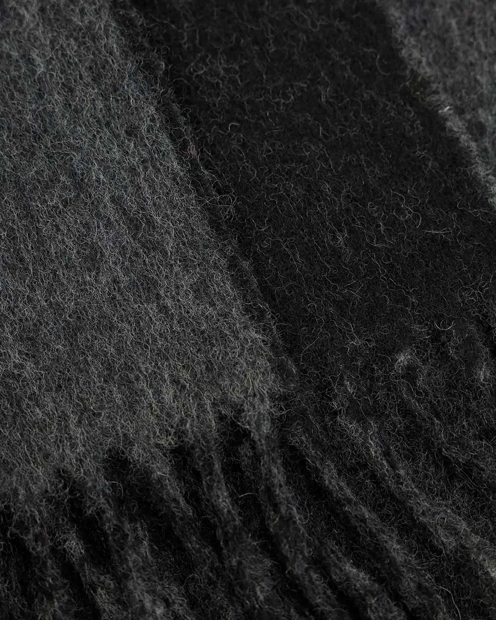 Logo Tassel Scarf