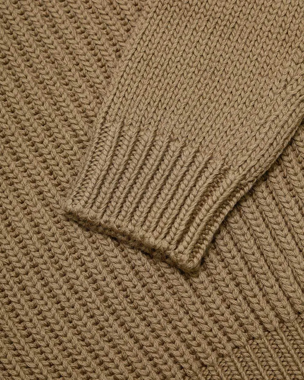 Round Neck Long-Sleeved Sweater