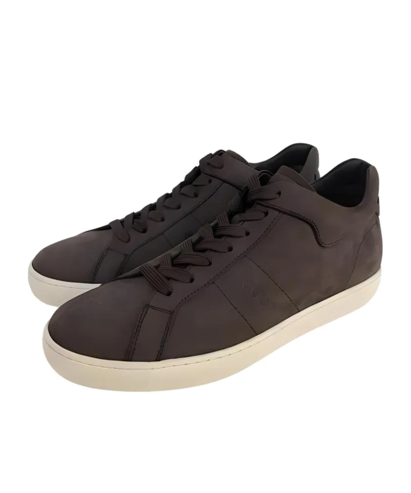Logo Details Casual Sneakers