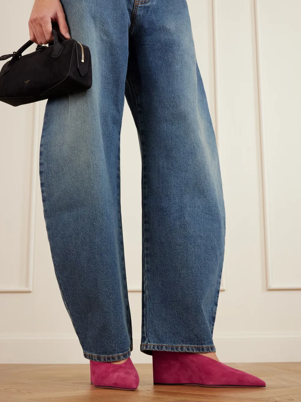 Pointed-Toe Wedge Mules