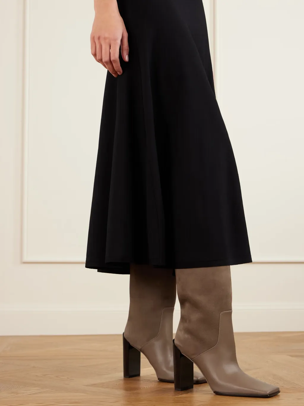 Square-Toe Boots