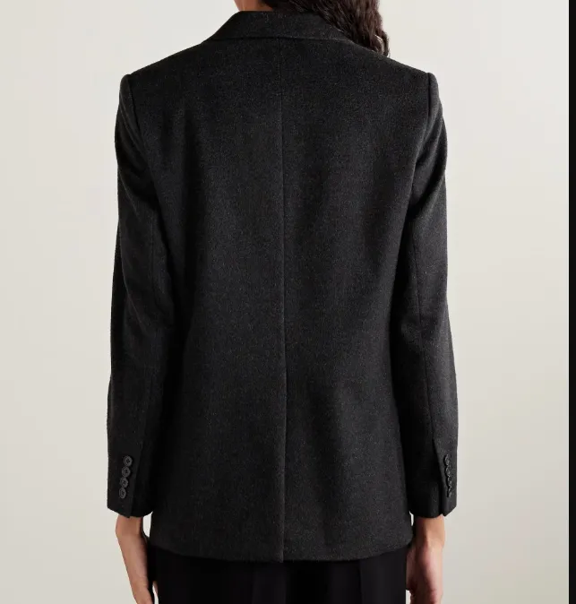 Long-Sleeved Suit Jacket