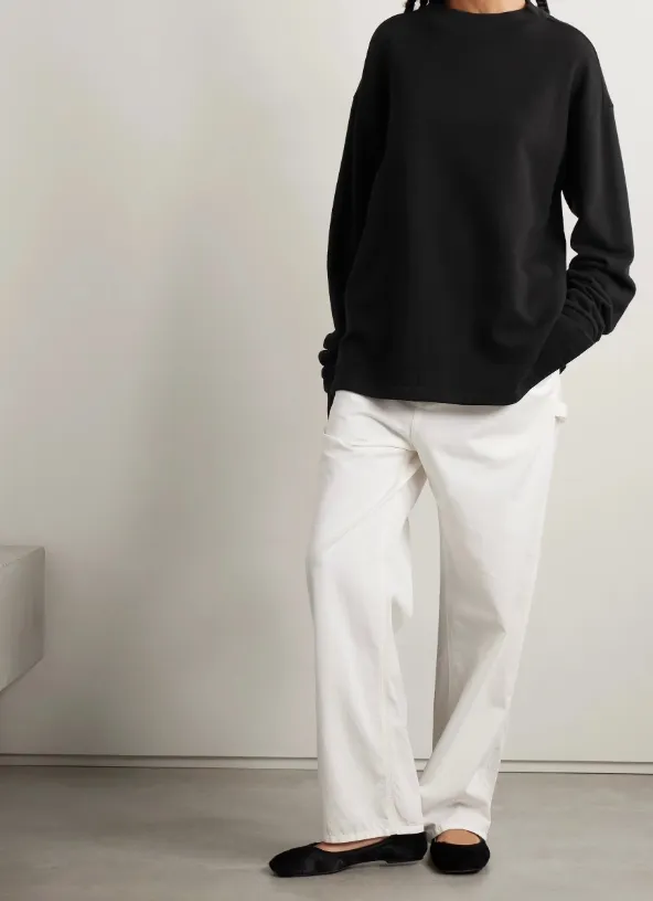 Long-Sleeved Knitwear