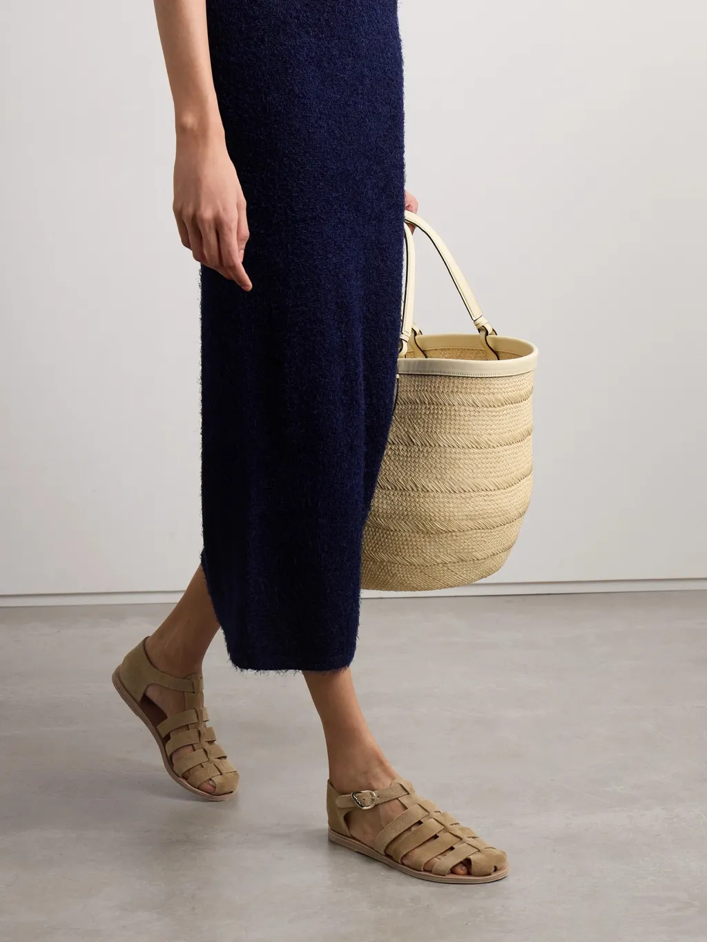 Round-Toe Flat Sandals