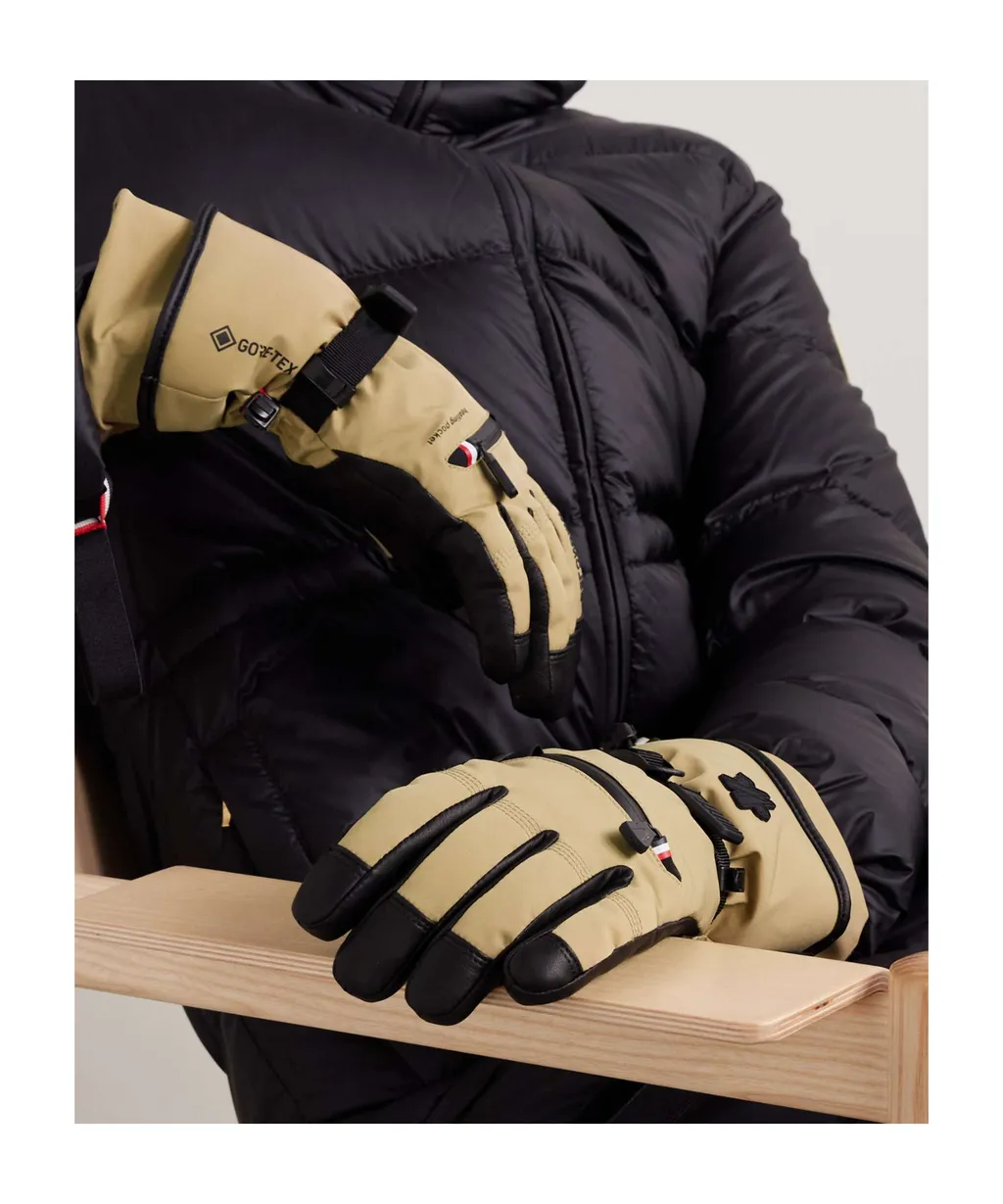 Logo Gloves