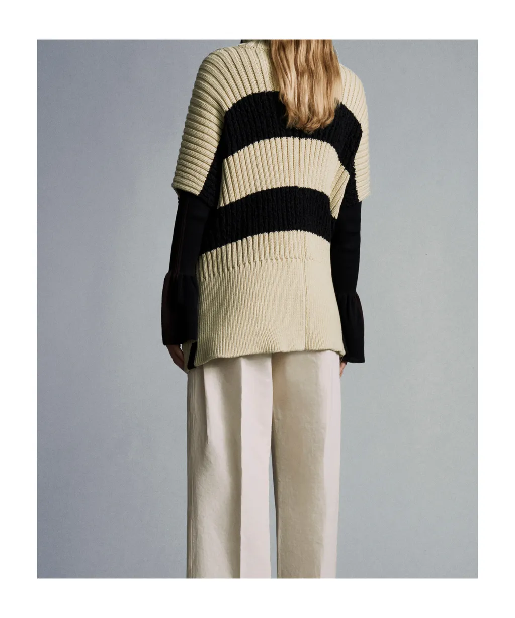 Striped Cape