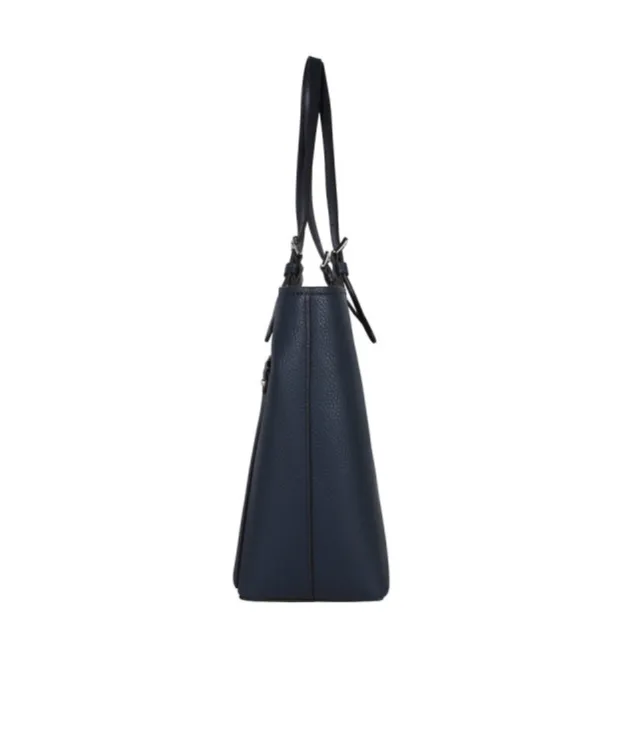 Jet Set Medium Shoulder Bag
