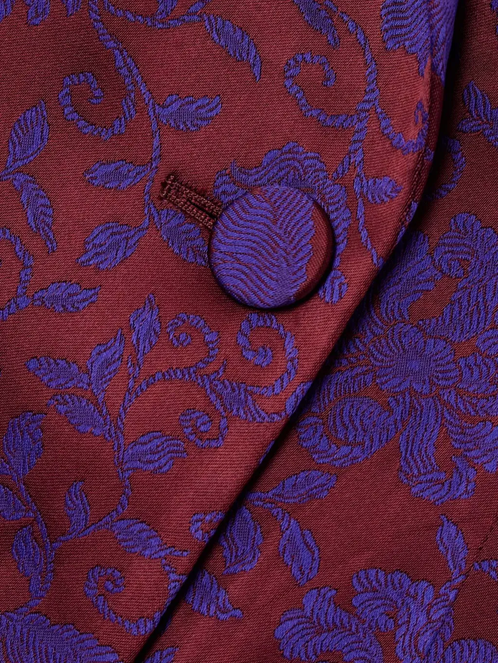 Long-Sleeved Suit Jacket
