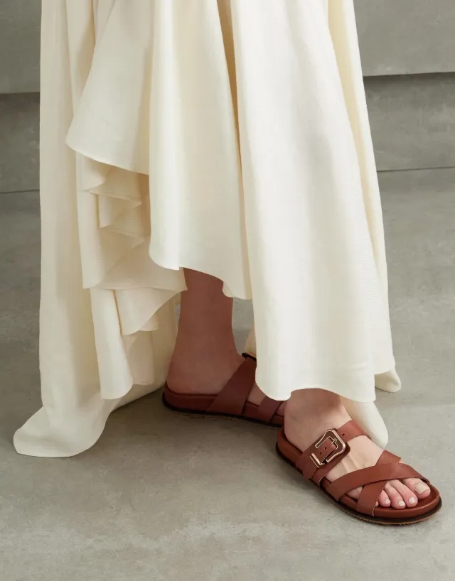 Round Toe Flat Sandals