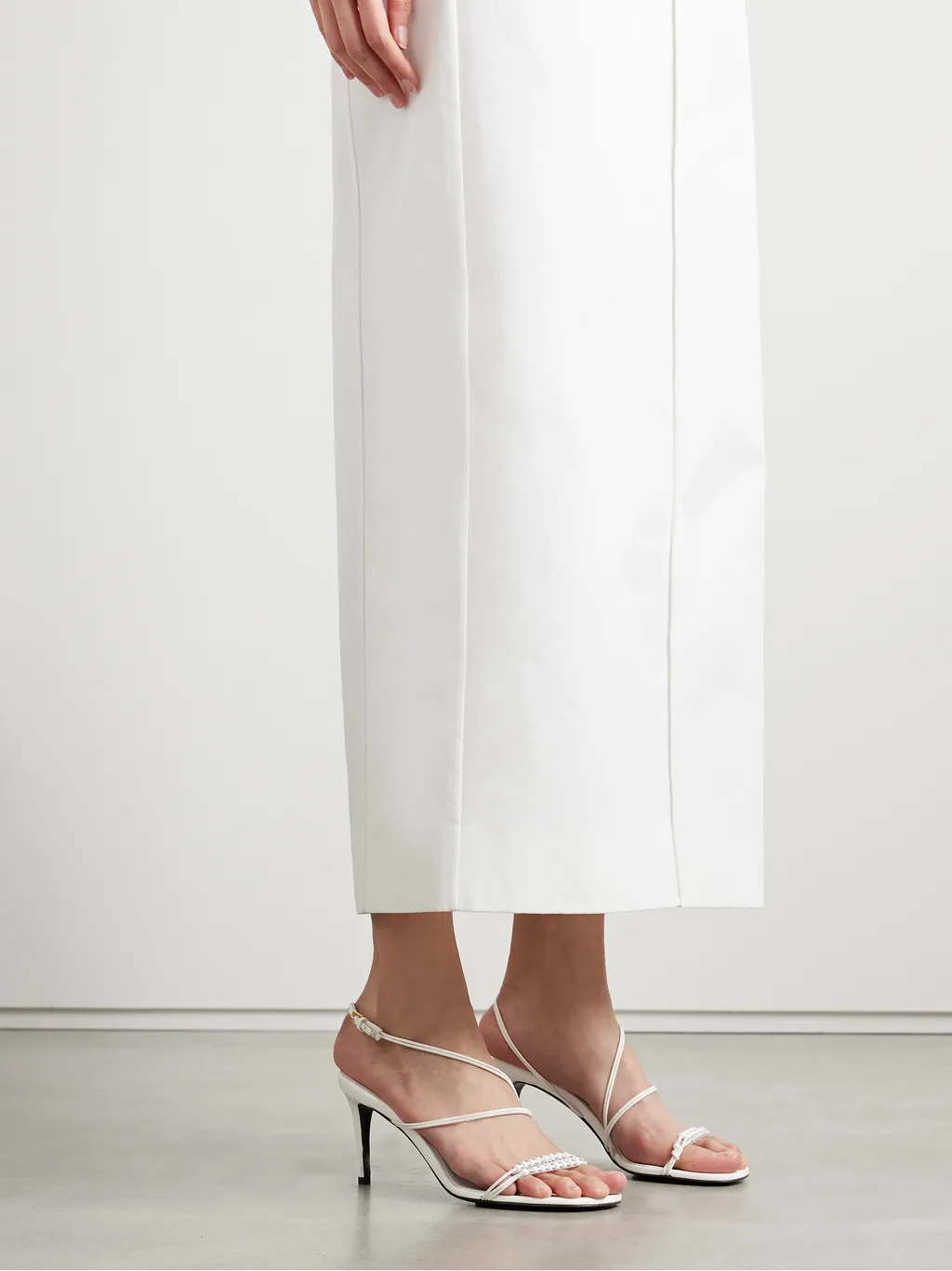 Loop High-Heeled Sandals