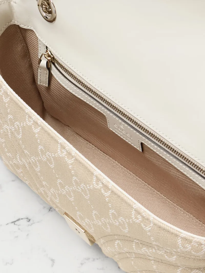 Gg Marmont Medium Shoulder Bag