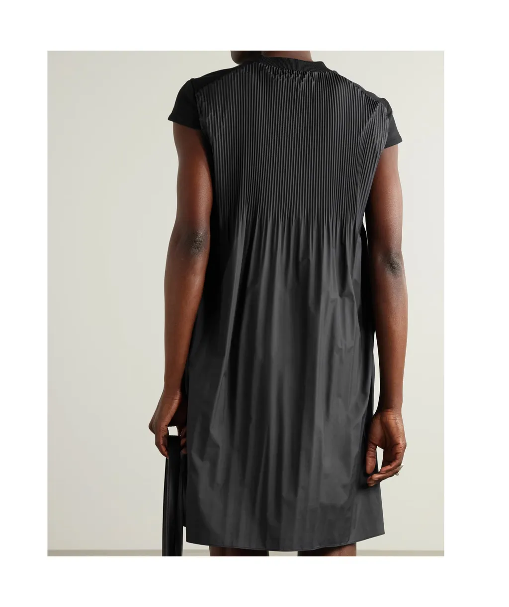 Short-Sleeved Dress