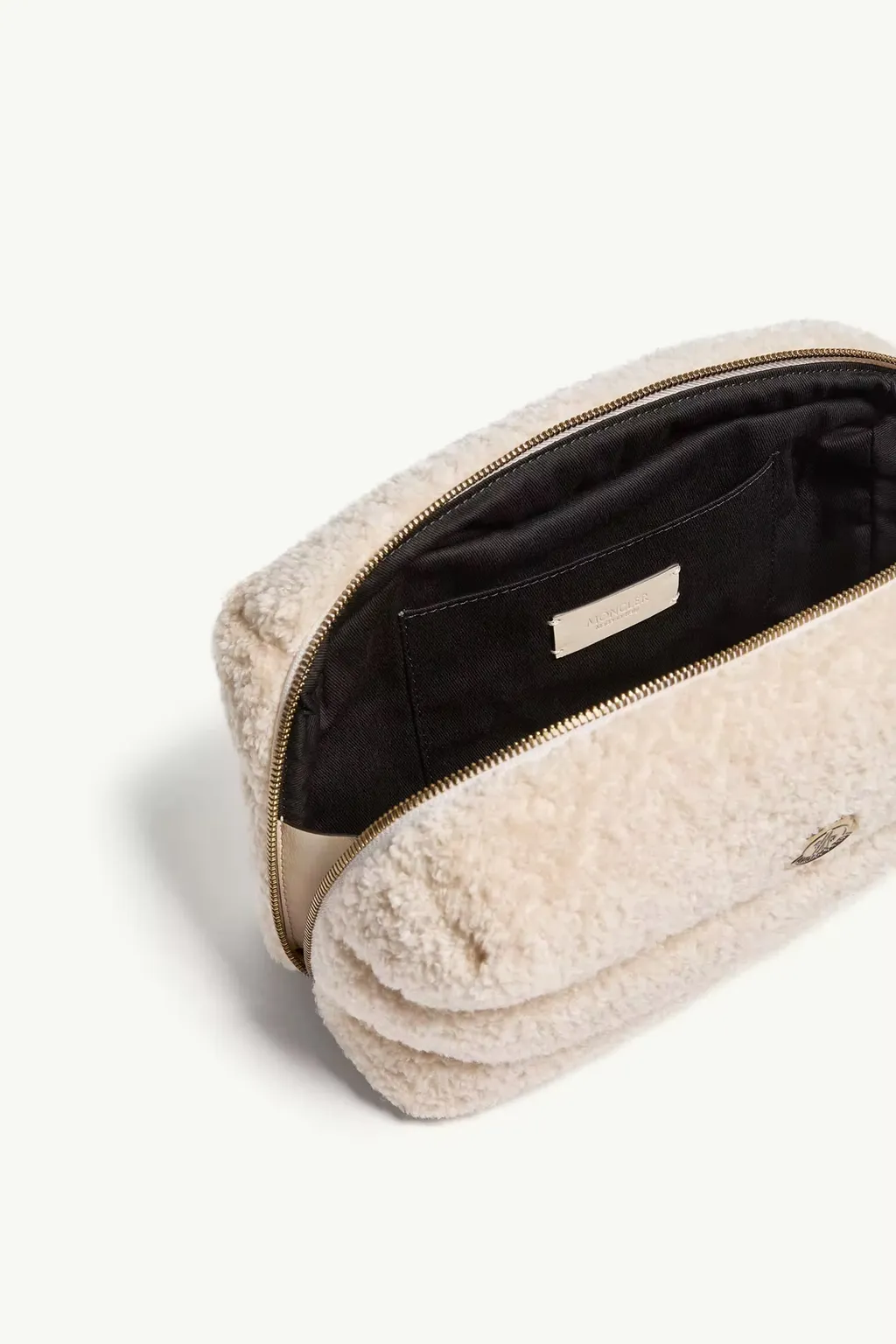 Caradoc Teddy Beauty Case
