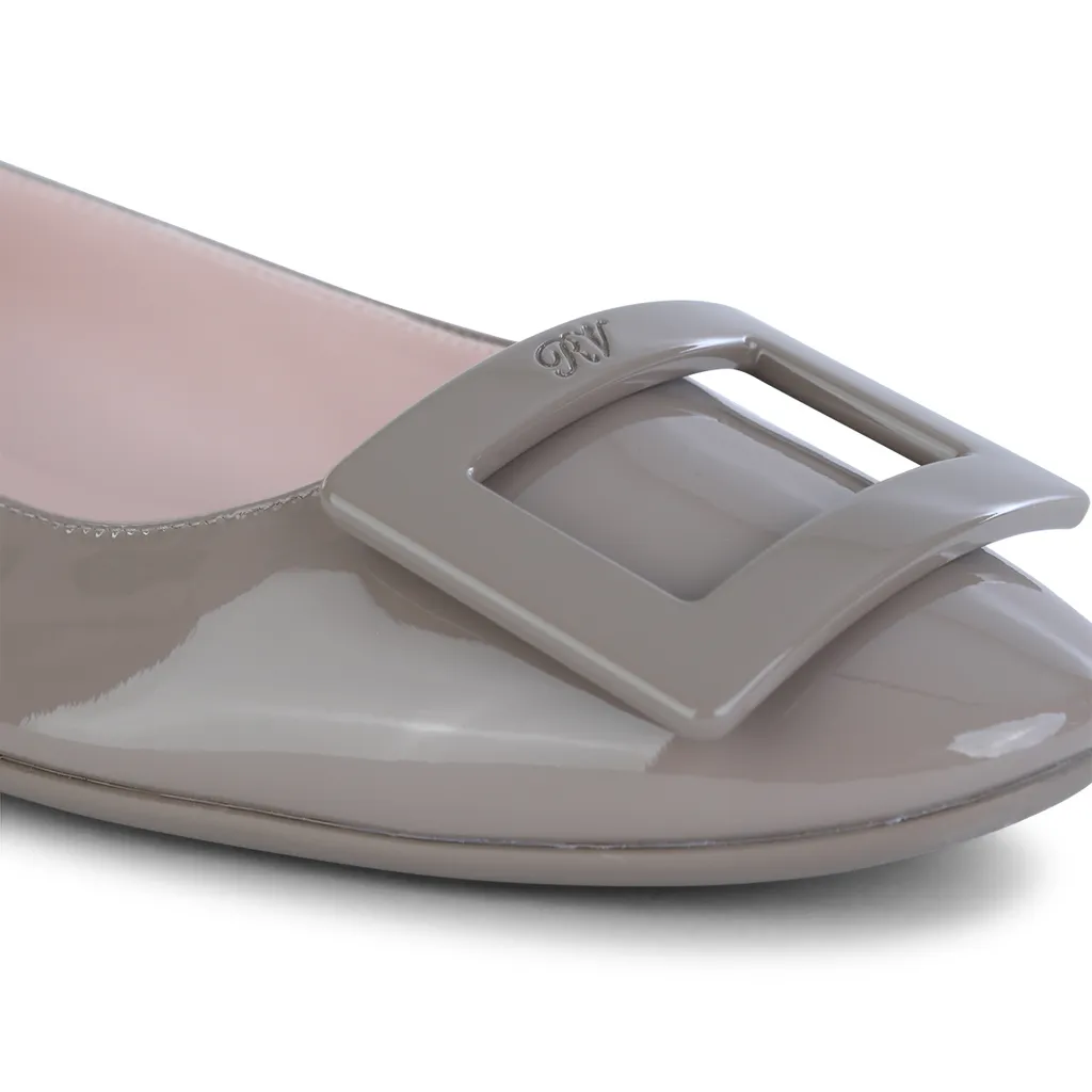 Roger Vivier Logo Embossed Flat Shoes