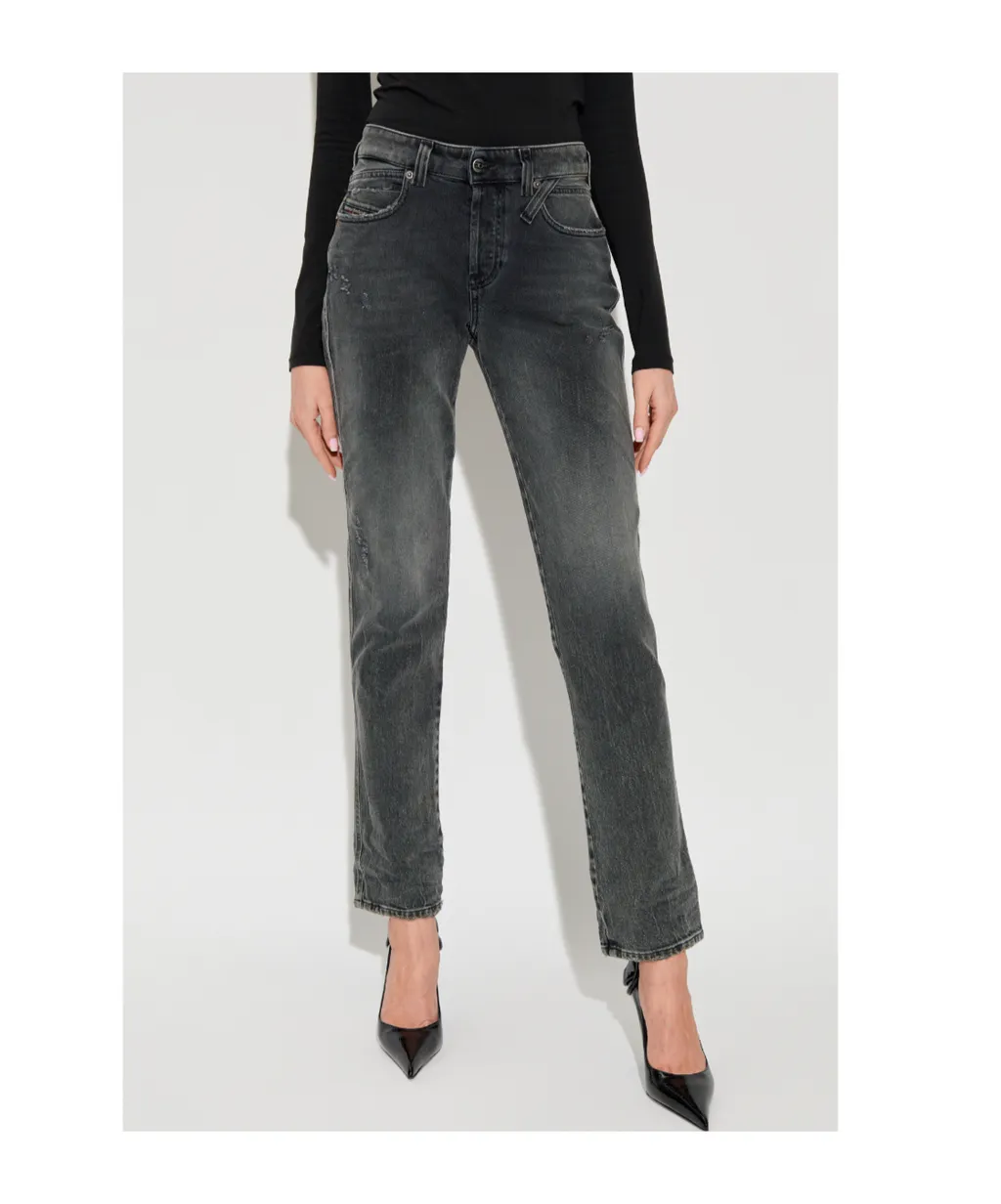1992 D-Jiann Distressed-Detailed Jeans