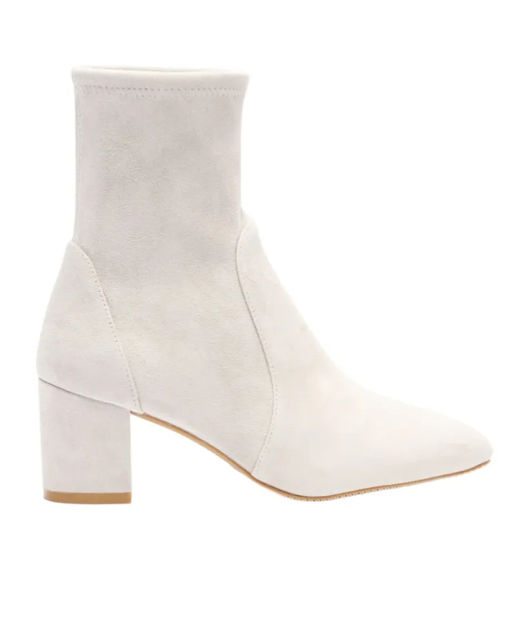 Pointed-Toe Ankle Boots