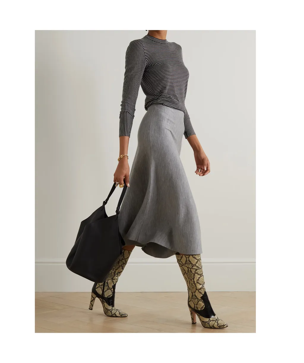 Long-Sleeved Knitwear