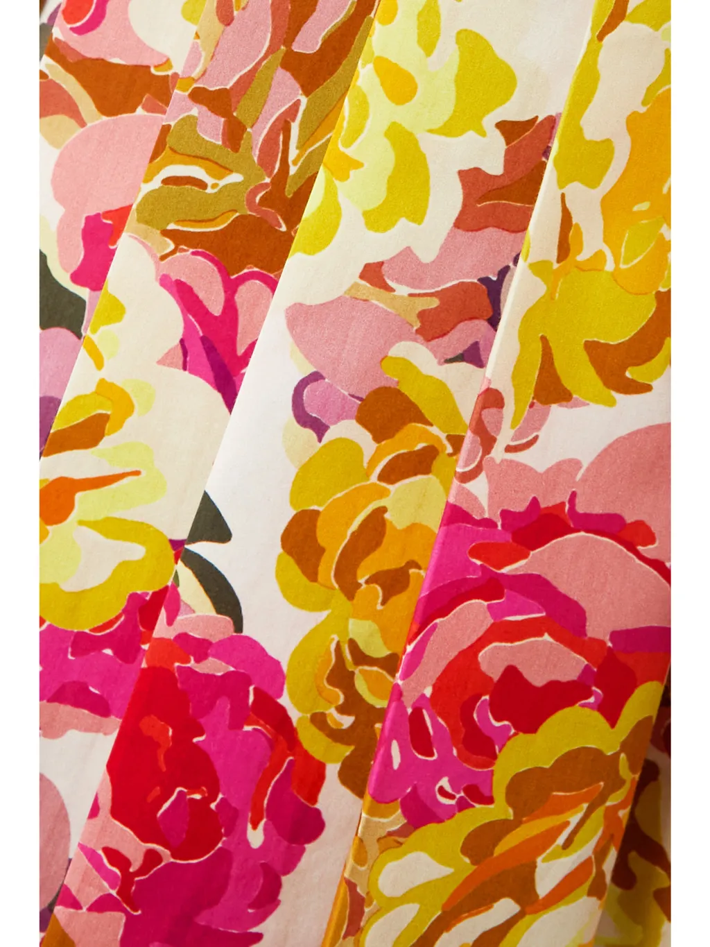 Pleated Floral Print Dress With Belt