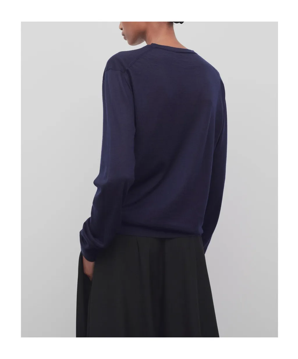 Long-Sleeved Round-Neck Top