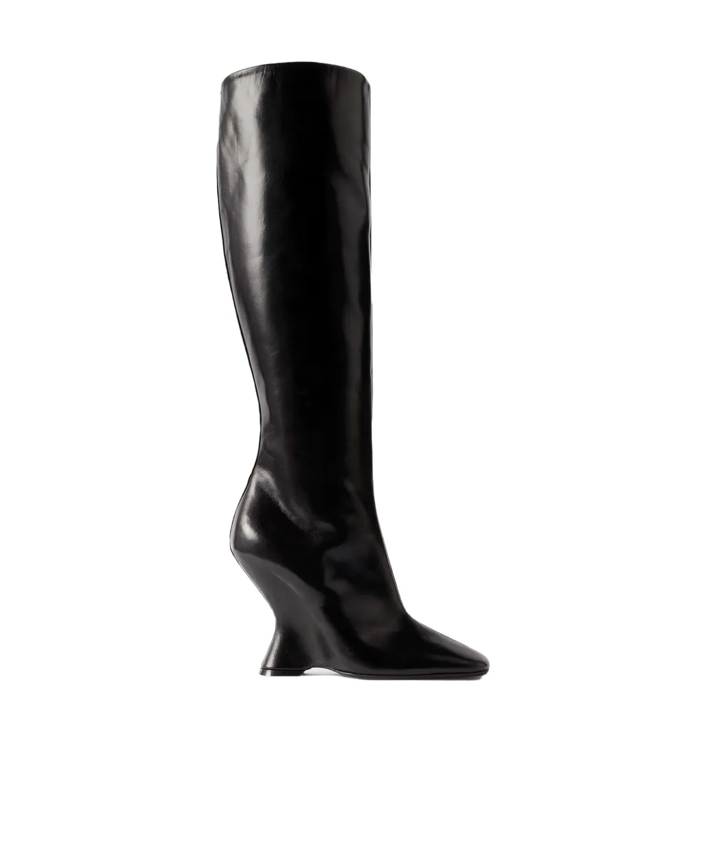 Square-Toed Boots