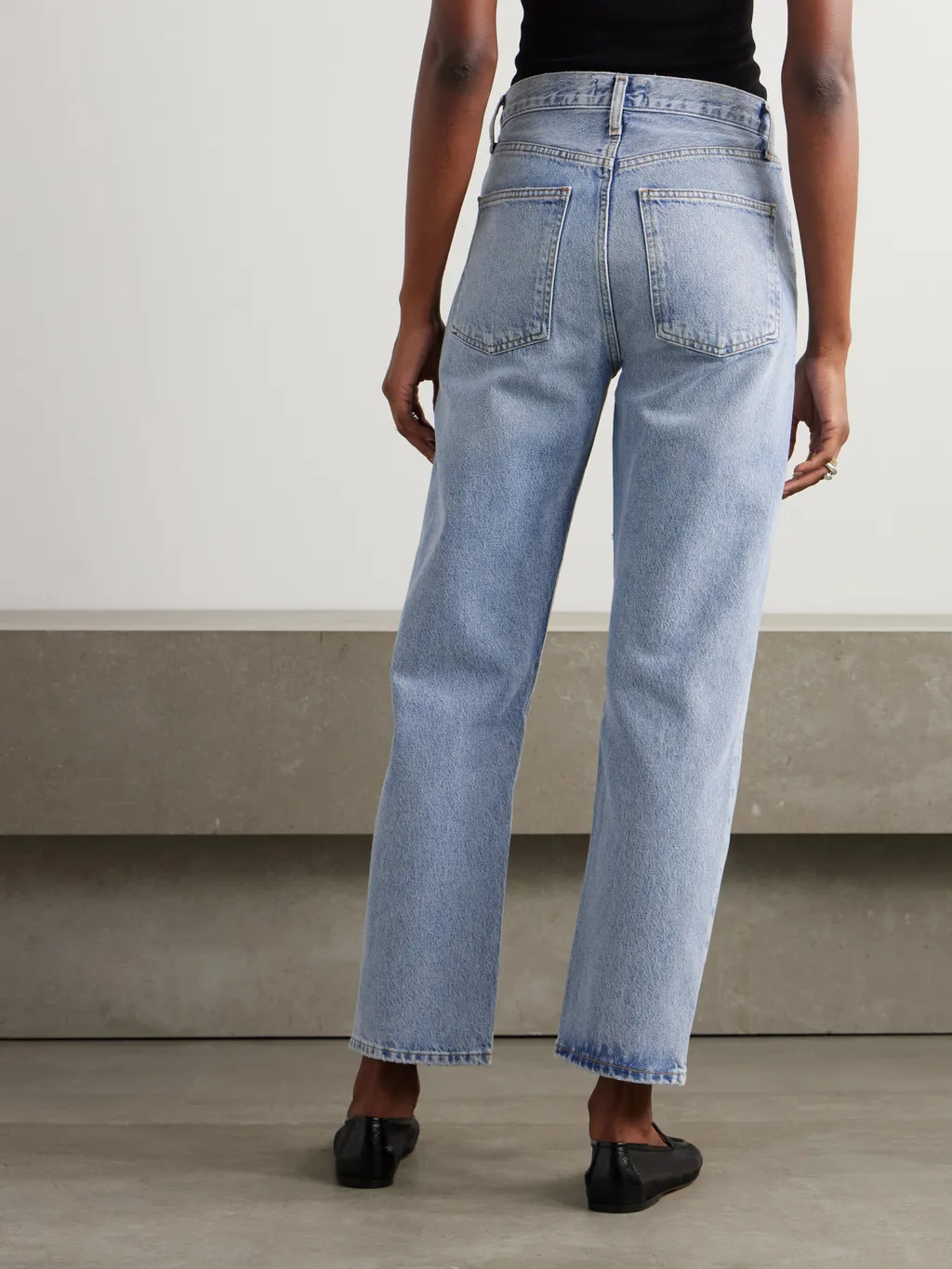 Straight Jeans