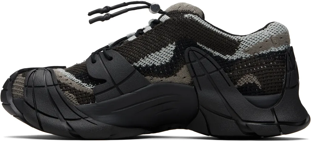 Tormenta Pull-Tab Sneakers