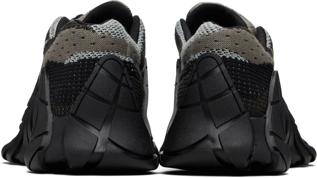 Tormenta Pull-Tab Sneakers