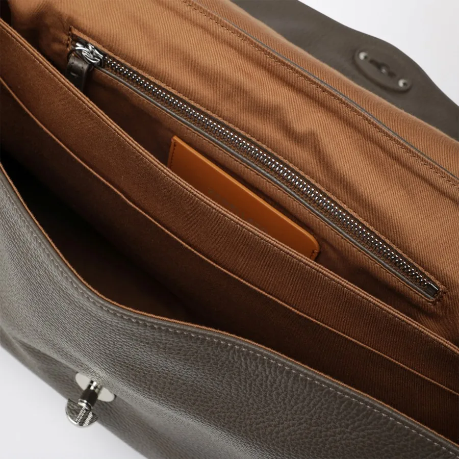 Postina Medium Shoulder Bag