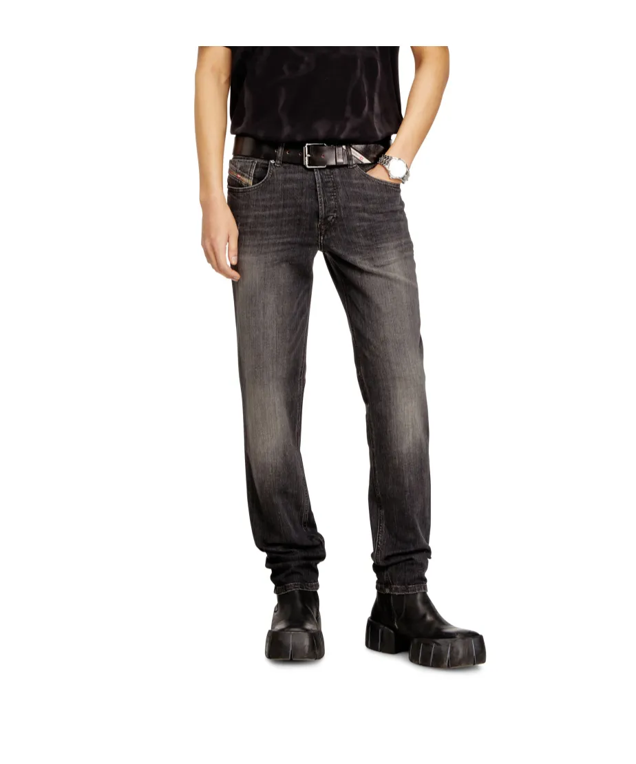 D-Finitive Jeans