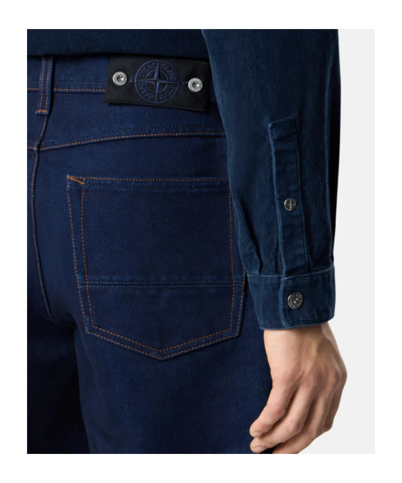 Belt-Loops Jeans