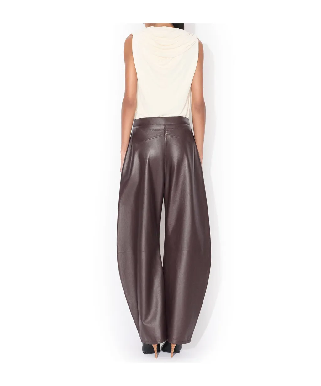 Hooded Tight-Fitting Jacket