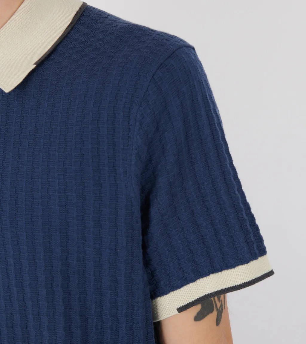 Short-Sleeved Shirt