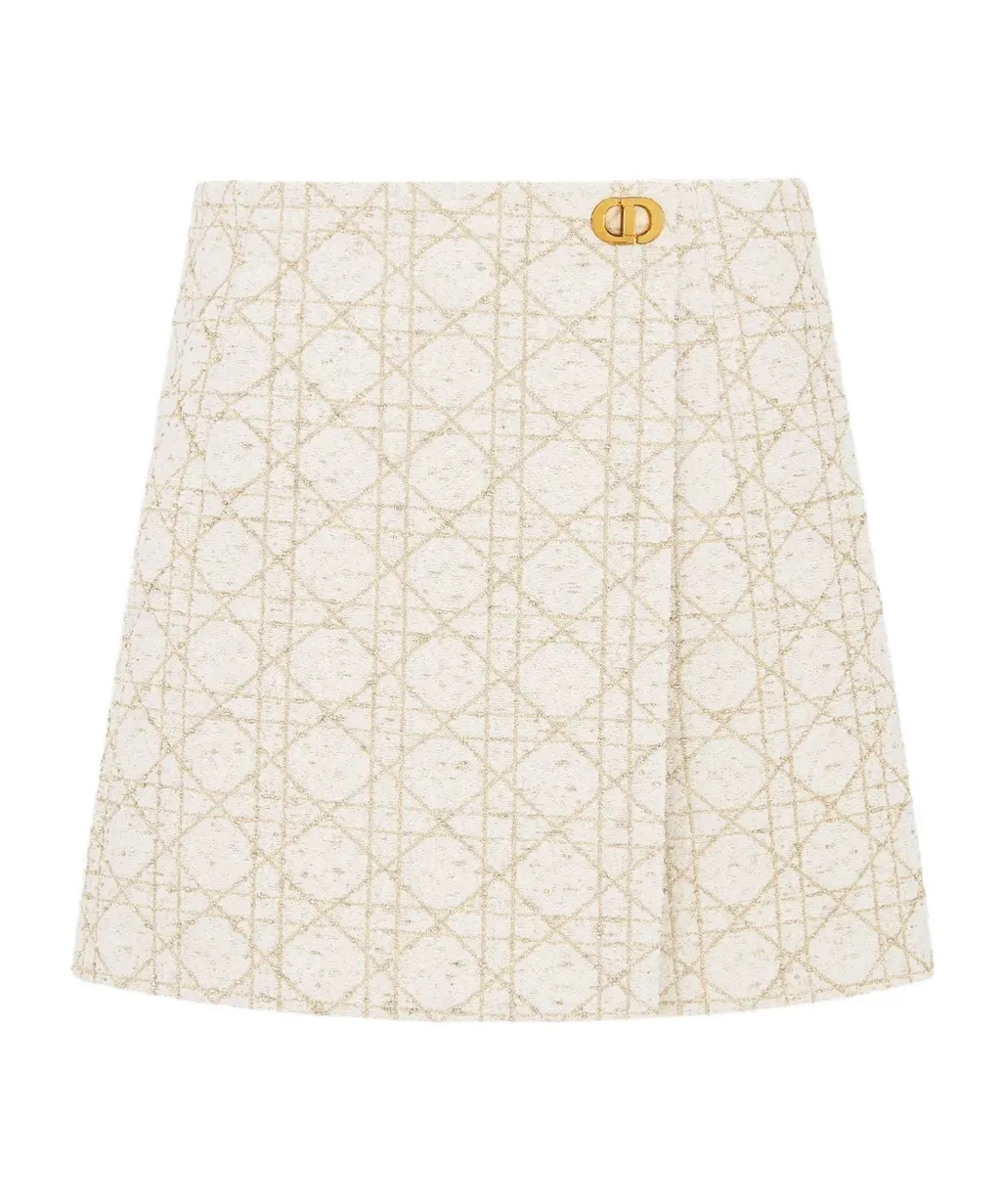 Macrocannage Short Skirts