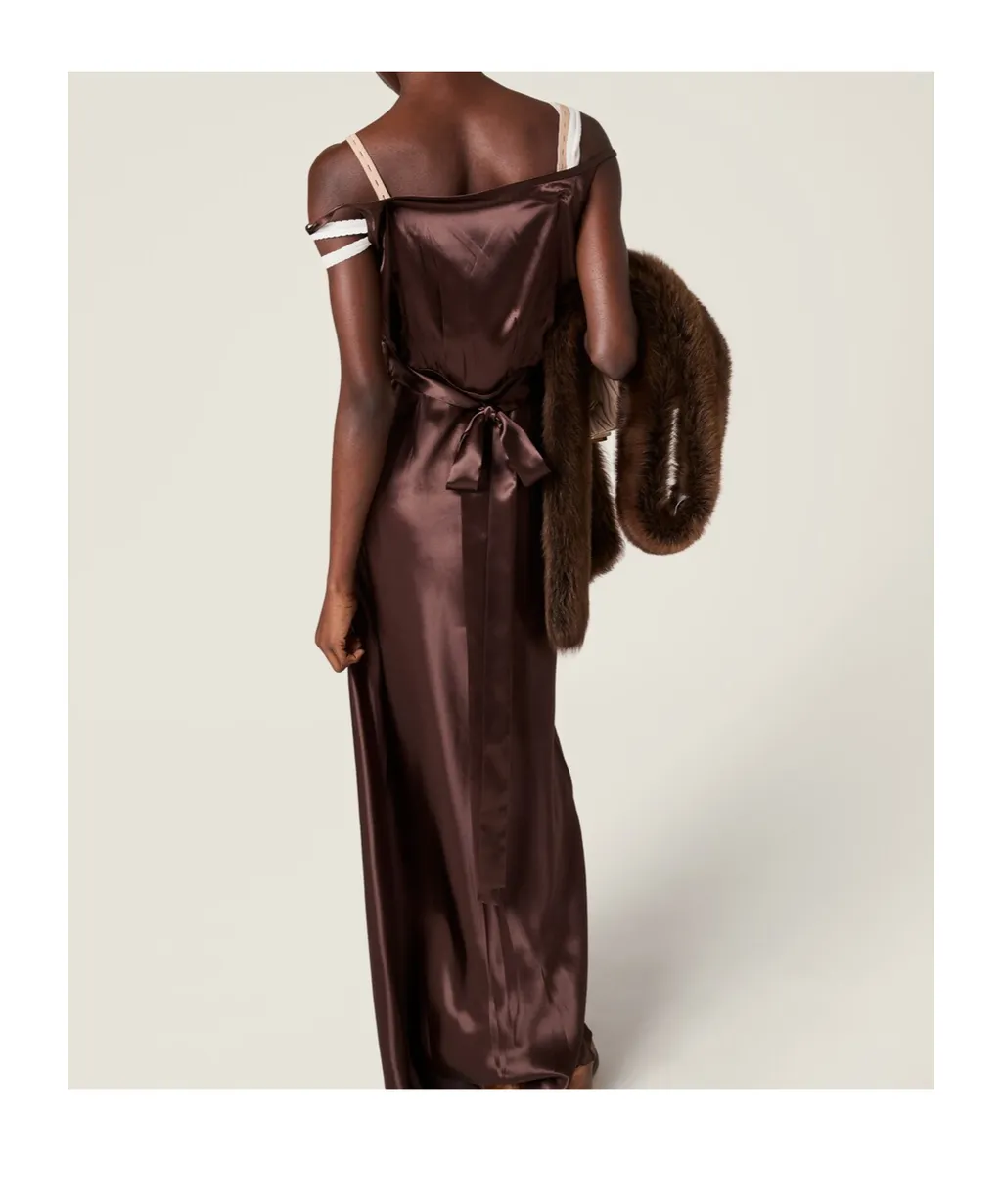 Miu Miu Logo-Patch Sleeveless Dress