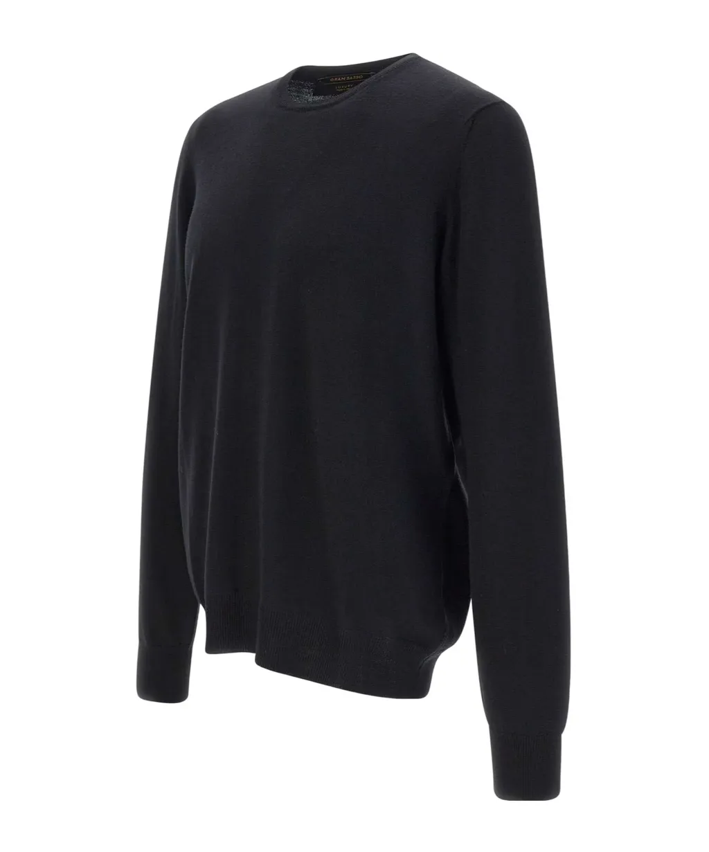 Long-Sleeved Crew Neck Sweater