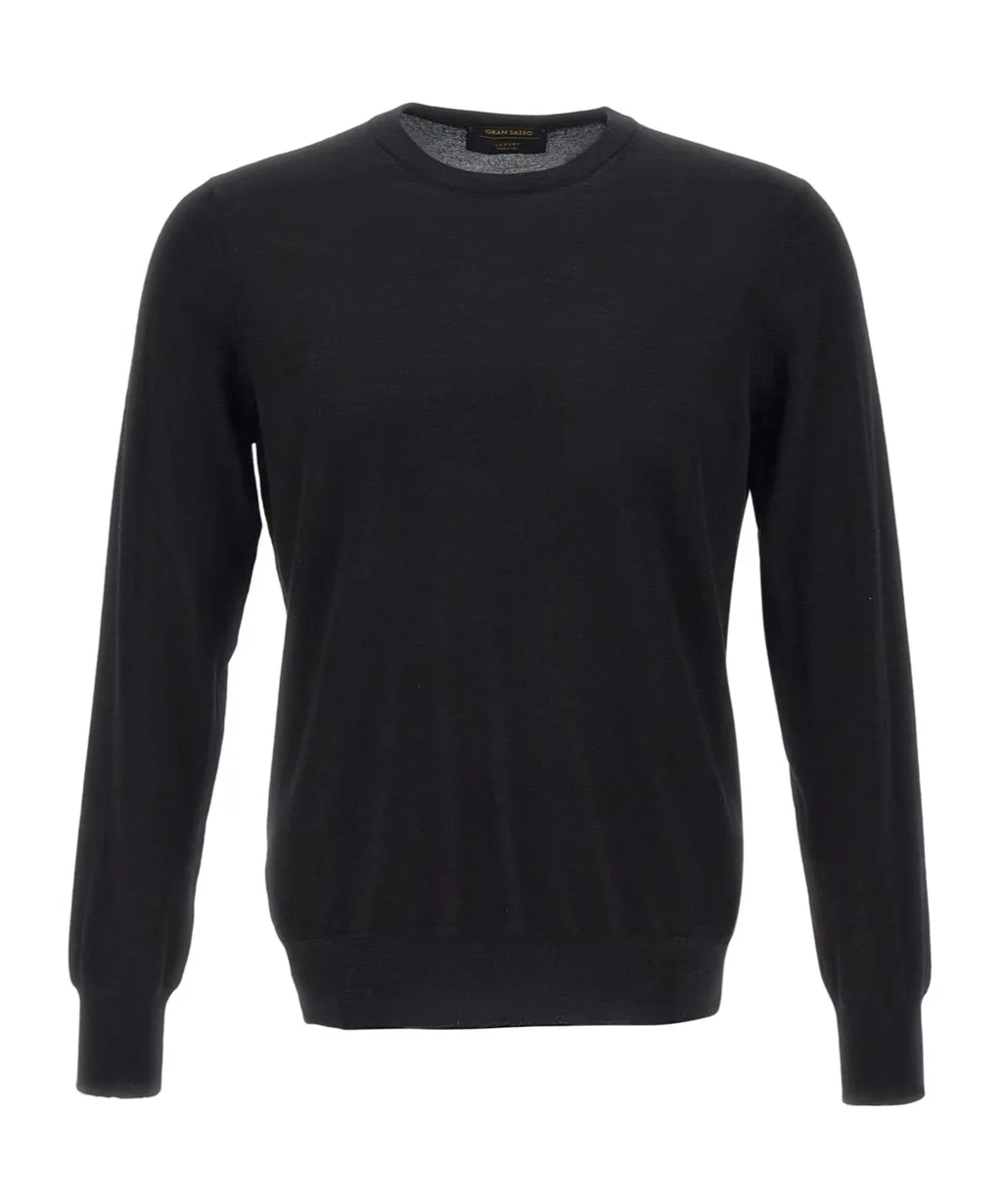 Long-Sleeved Crew Neck Sweater