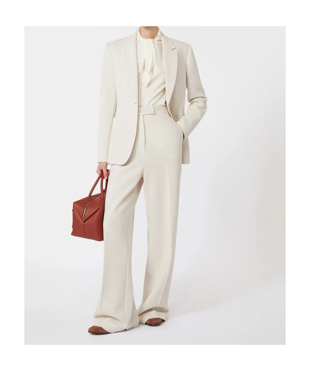 Long-Sleeved Suit Jacket