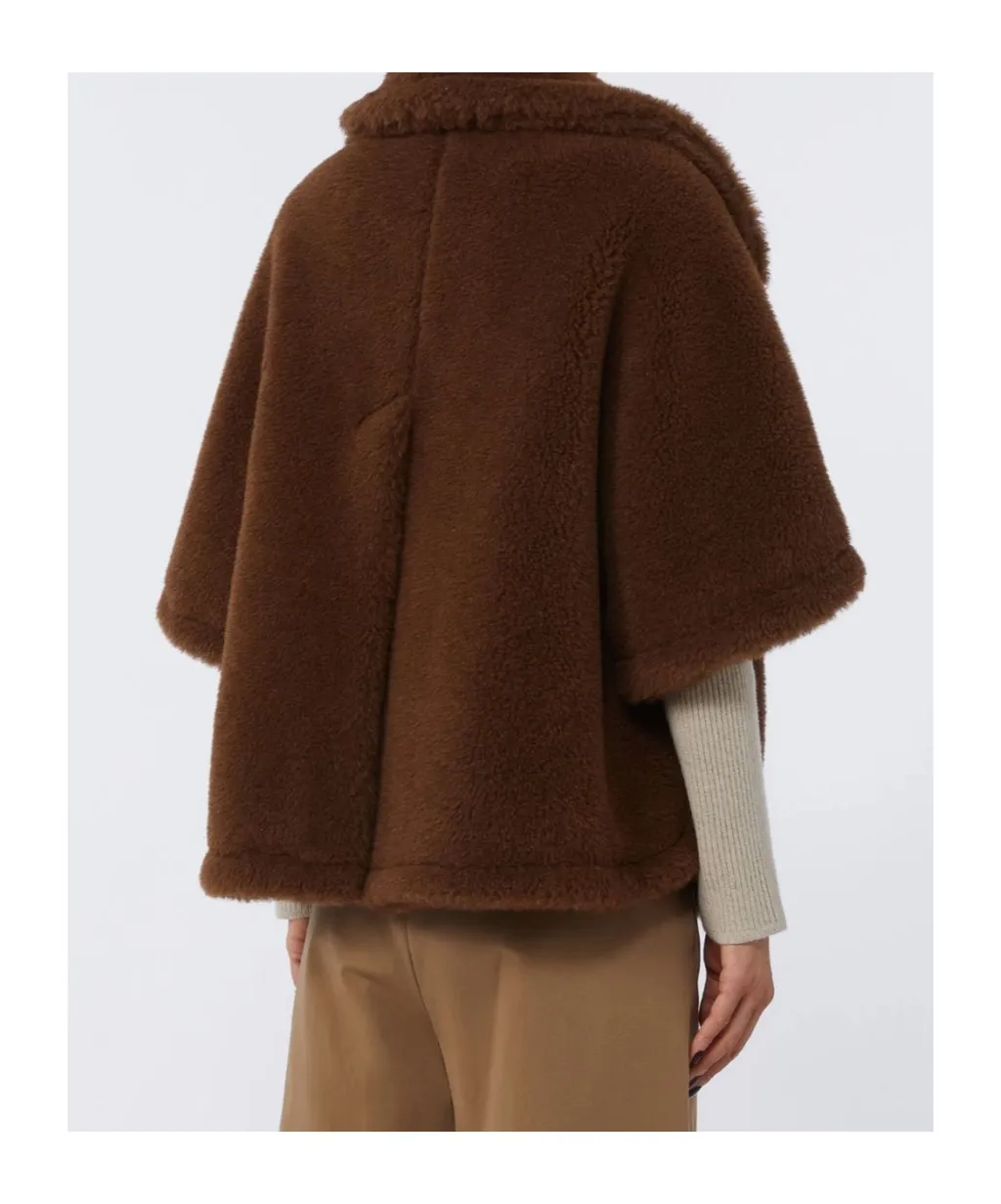 Collared Cape