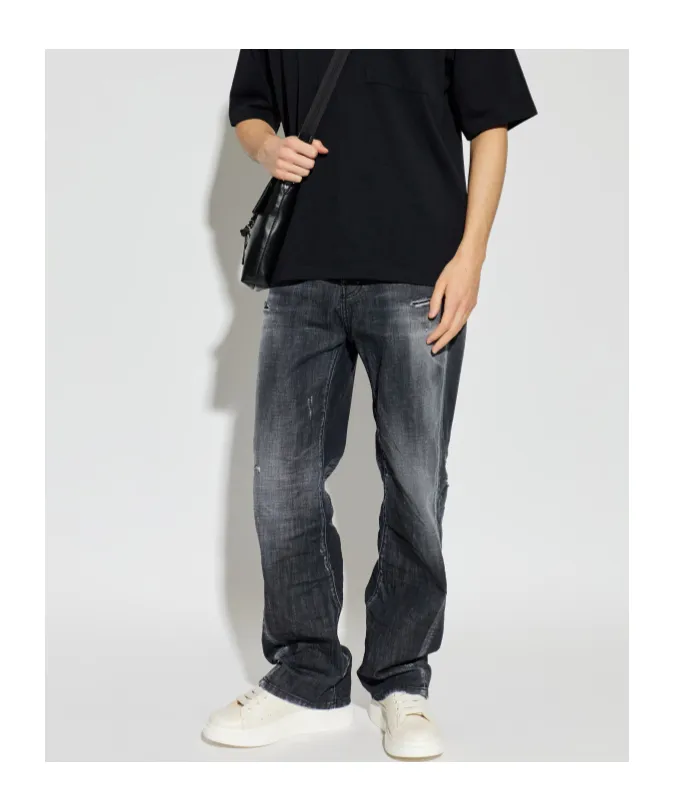 Dsquared2 Logo-Patch Distressed Jeans