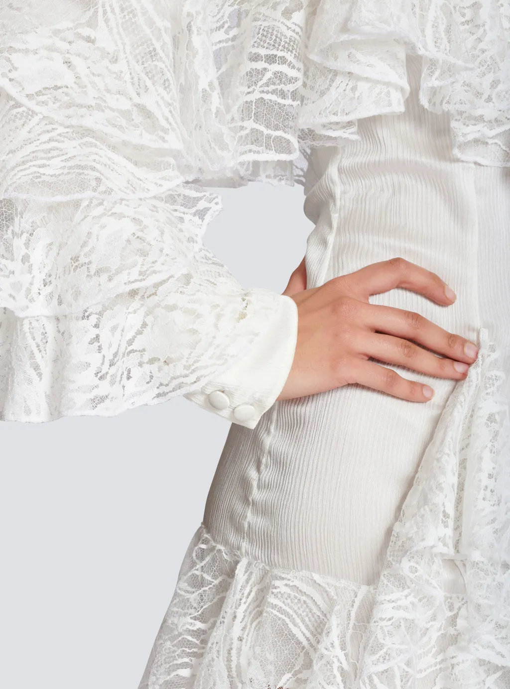 Flowing Dress With Lace Ruffles