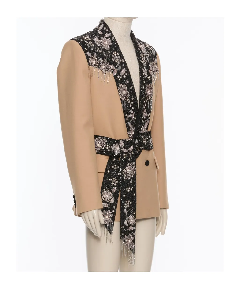 Long-Sleeved Suit Jacket