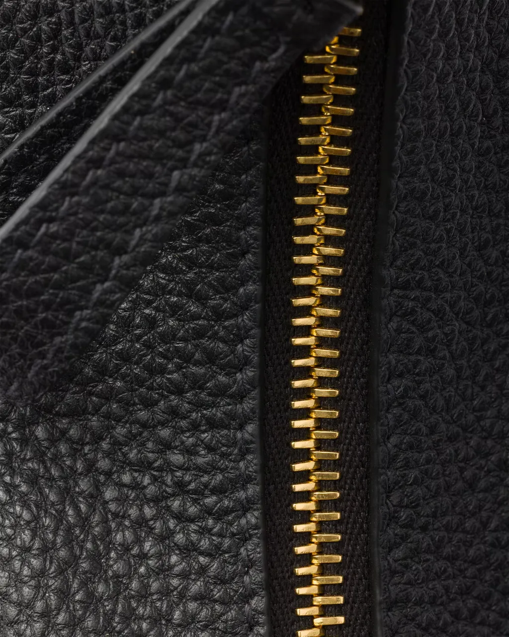 Prada Logo-Lettering Zipped Shoulder Bag