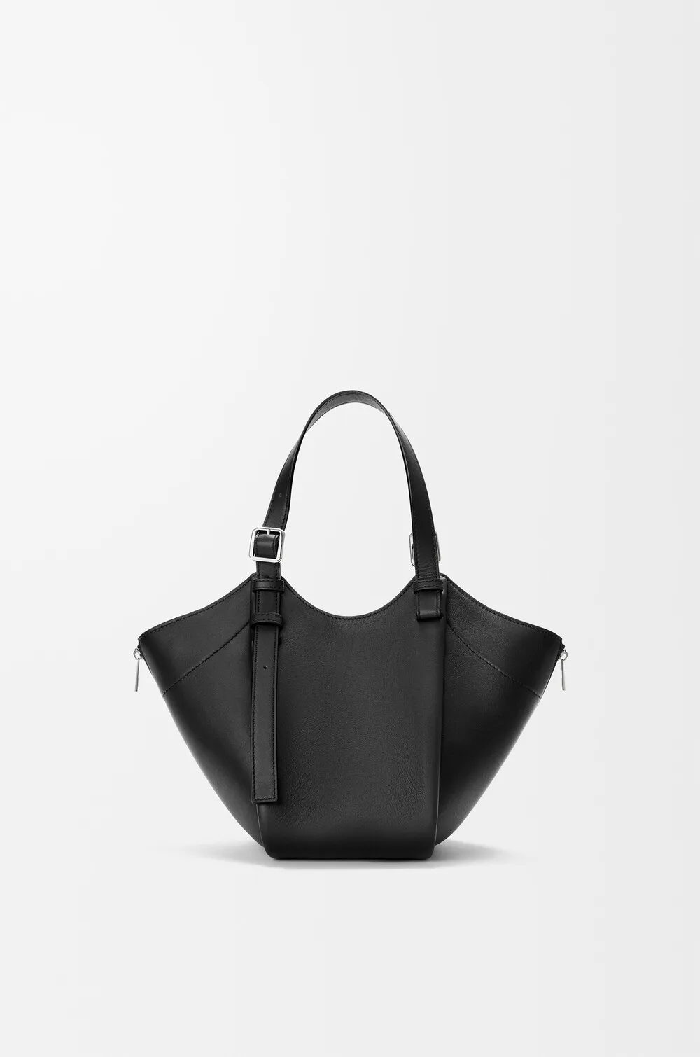 Loewe Hammock Flip Bag