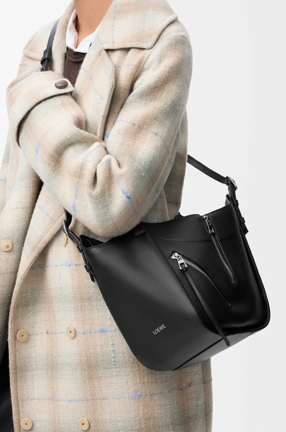 Loewe Hammock Flip Bag
