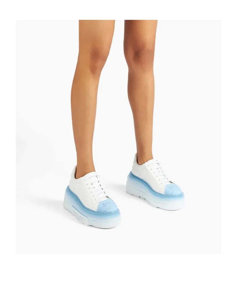 Round-Toed Athletic Shoes