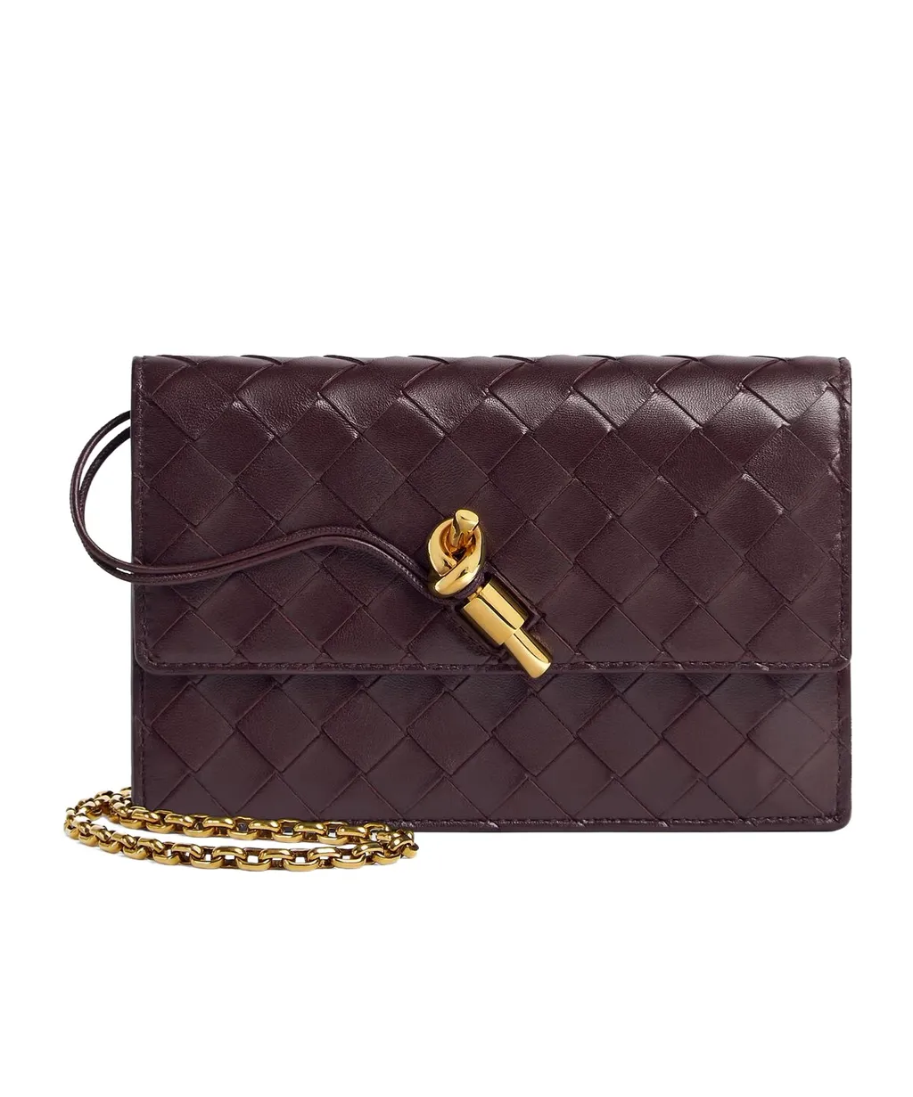 Andiamo Pouch On Chain