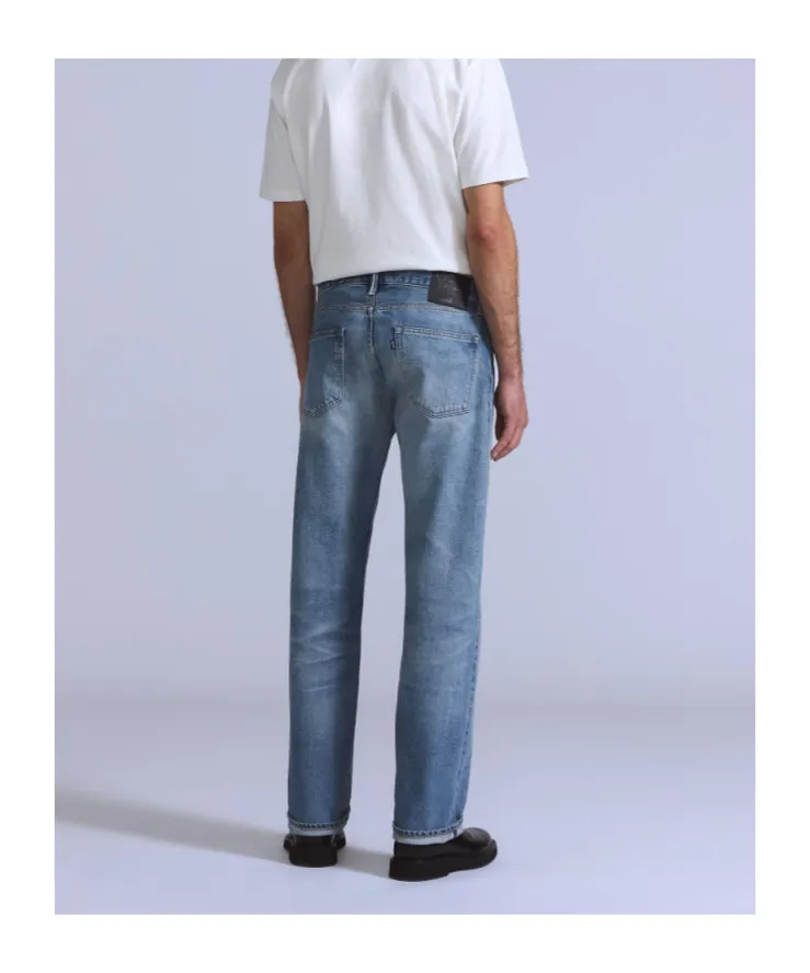 Distressed Belt-Loop Jeans