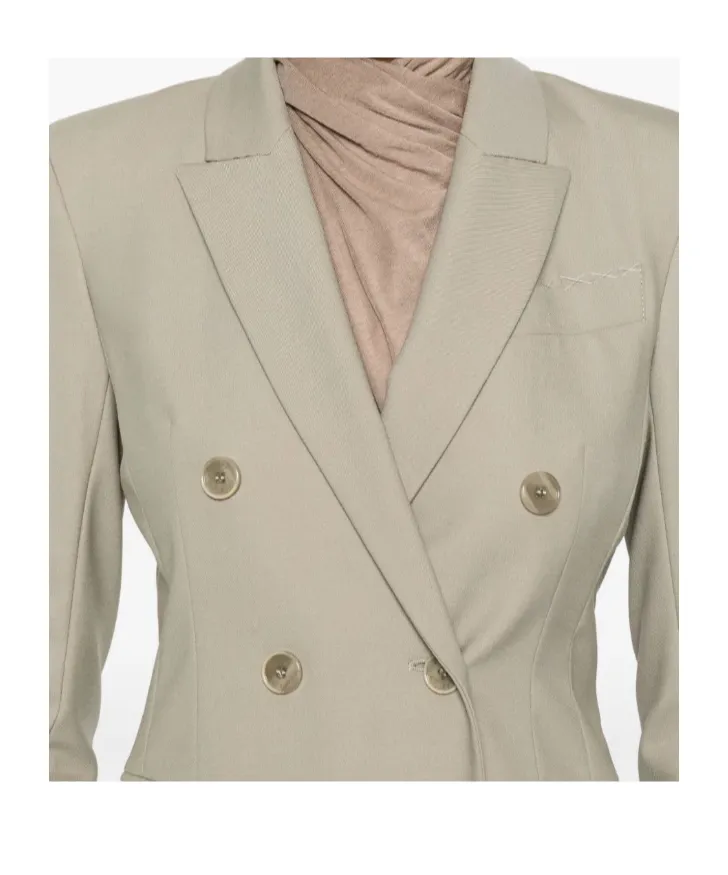 Long-Sleeved Suit Jacket