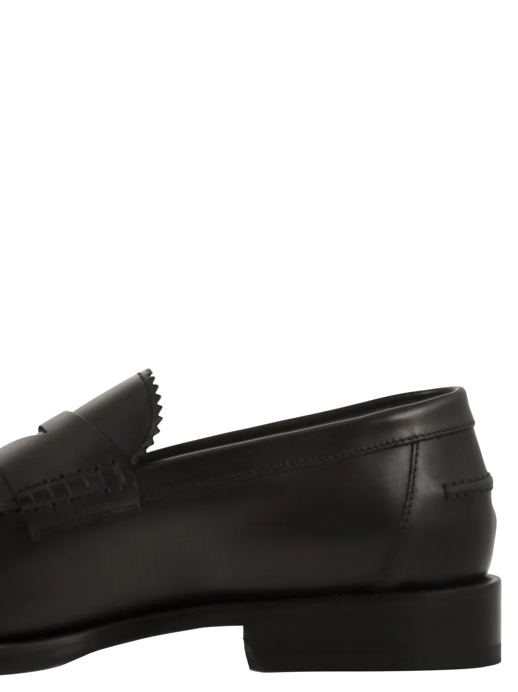 Doucal's Raised Stitch Moccasin Loafers